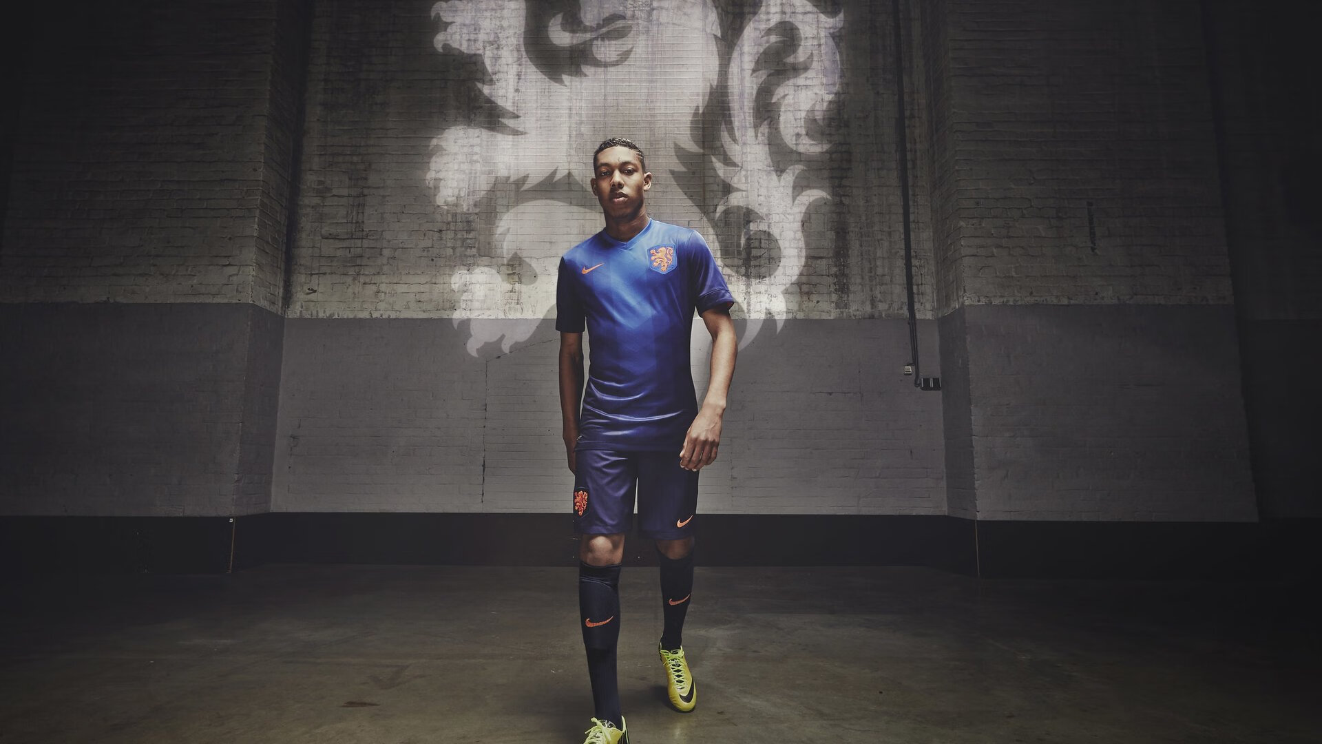 AYX GAME-沃尔夫斯堡主场告捷,球队获得所需的三分,沃尔夫斯堡比赛