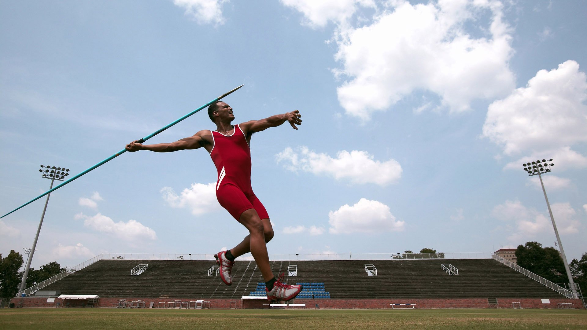 国家队足球训练基地进行全面升级，硬件设备大幅改善，国家足球训练基地招聘